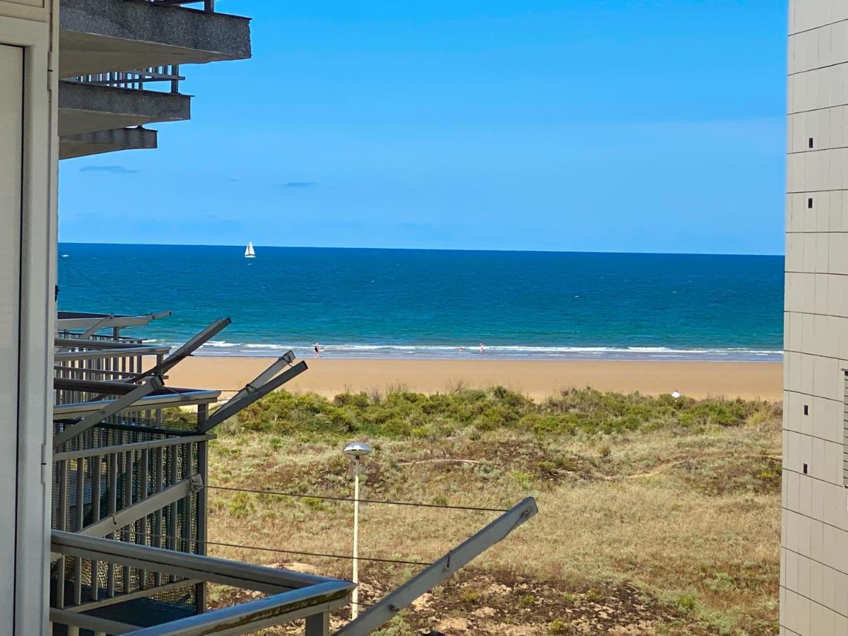 Piso Primera Linea De Playa Laredo Ngoại thất bức ảnh