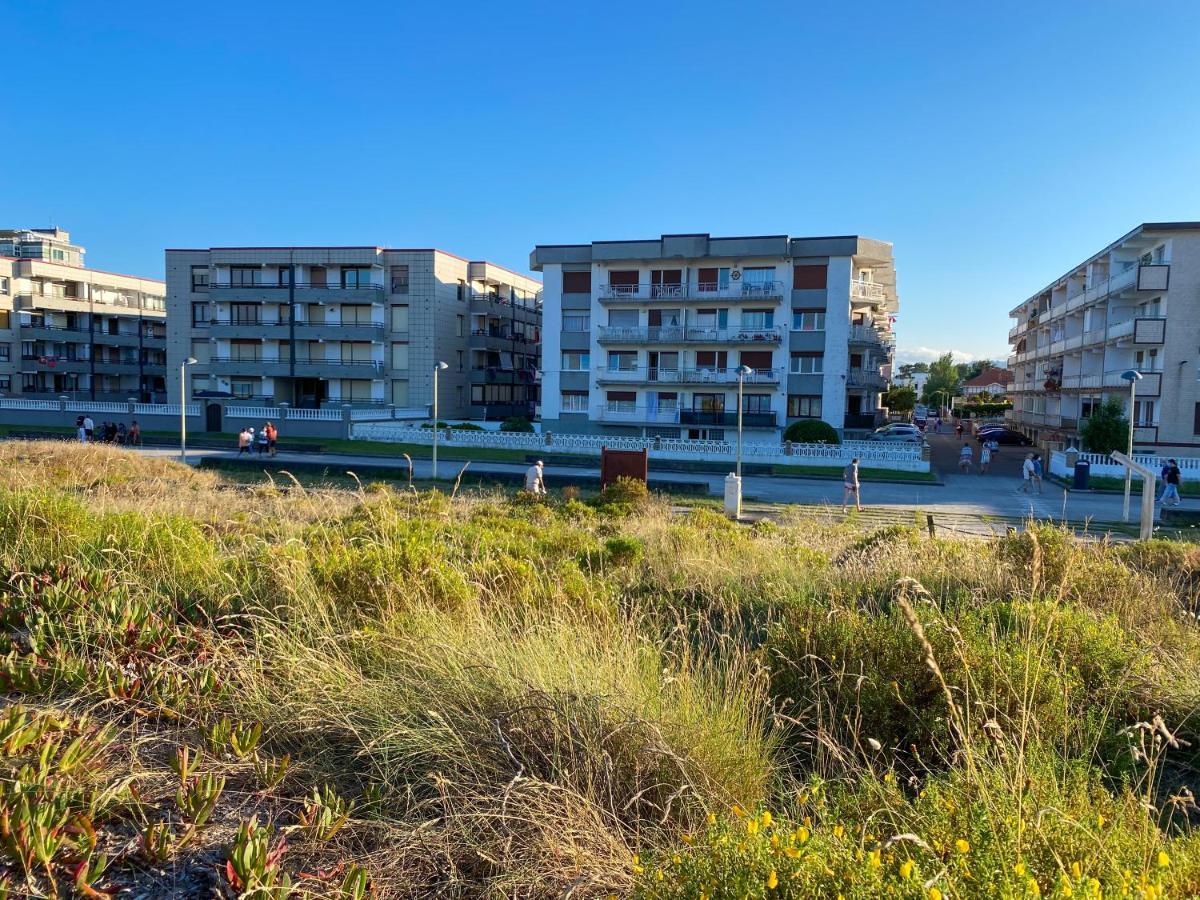 Piso Primera Linea De Playa Laredo Ngoại thất bức ảnh